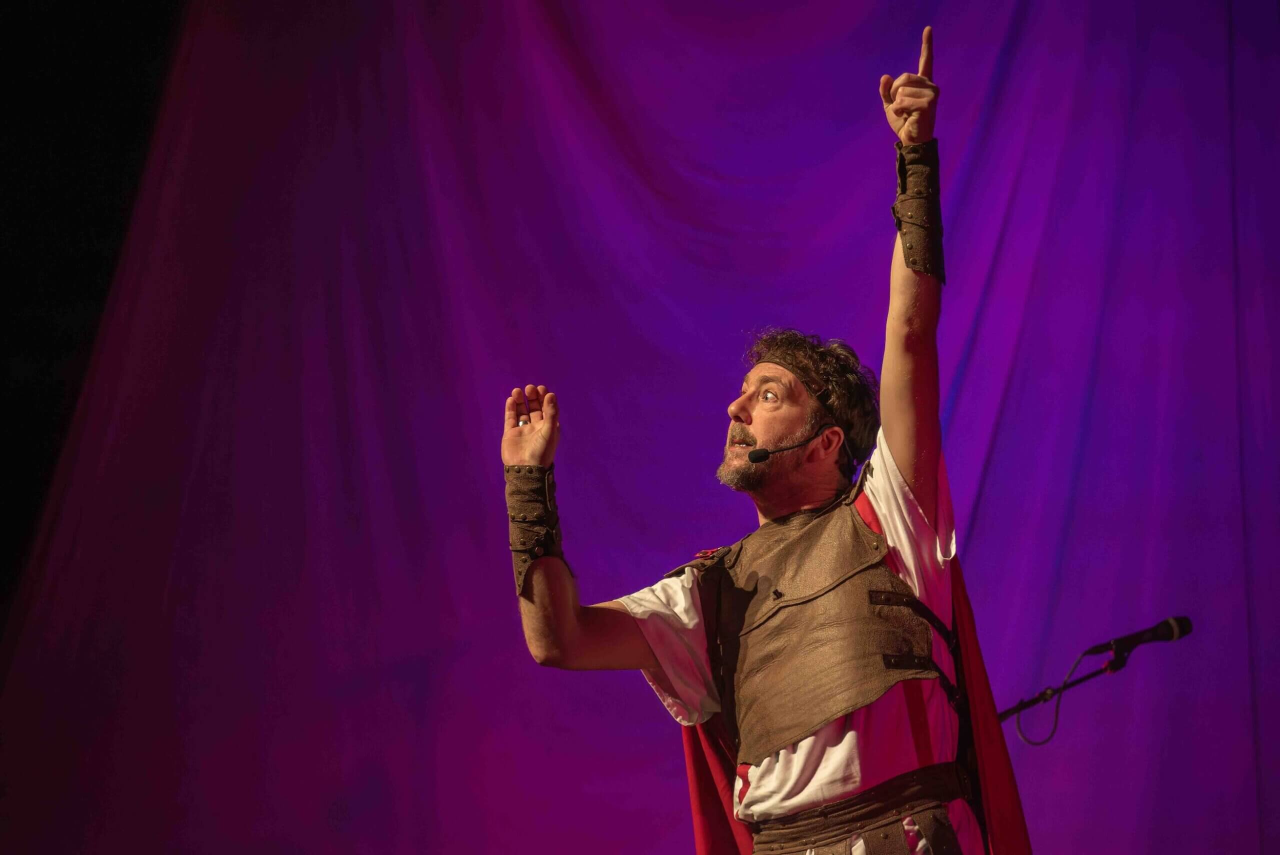 Sebastien Dewaele Preuteleute, theater en acteur COMEDYSHOWS.be